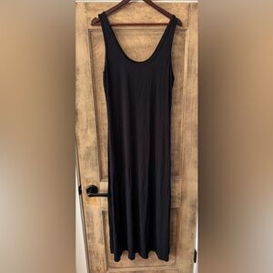 Storq- Beautiful Stretchy Black Tank Top Dress - size 4